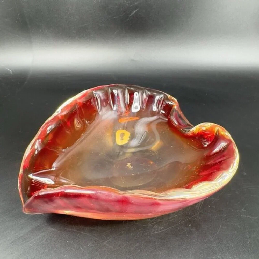 Venetian Art Glass Heart Shaped Dish Bowl Ashtray Made In Italy Hand Blown Glass